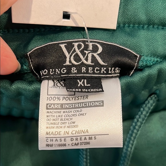 Young & Reckless Crusader Skirt XL - Picture 4 of 7